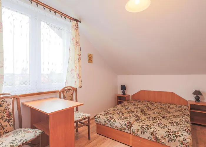 Gościnne Ul. Chabrowa 17 Pensjonat