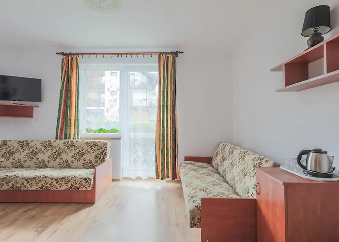 Gościnne Ul. Chabrowa 17 Pensjonat 3*