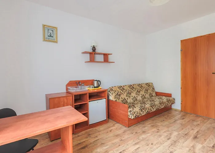 Gościnne Ul. Chabrowa 17 Pensjonat Jarosławiec