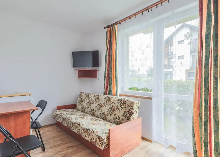 Pensjonat Gościnne Ul. Chabrowa 17 Jarosławiec